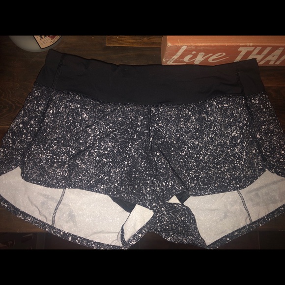 lulu lemon shorts - Picture 1 of 2